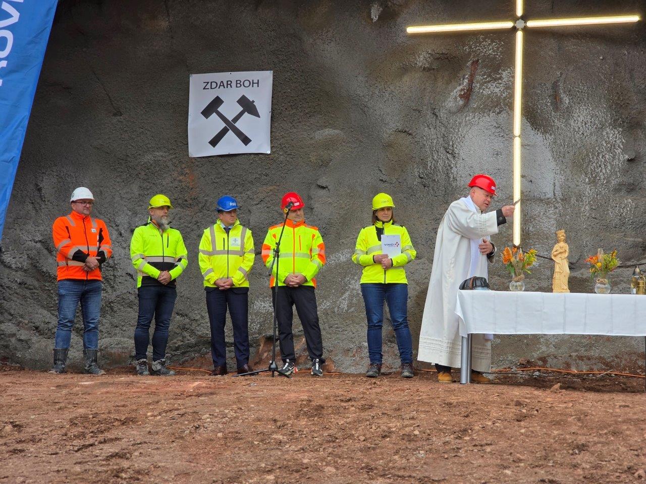 Slavnostní zahájení ražby tunelu obchvatu Náchoda