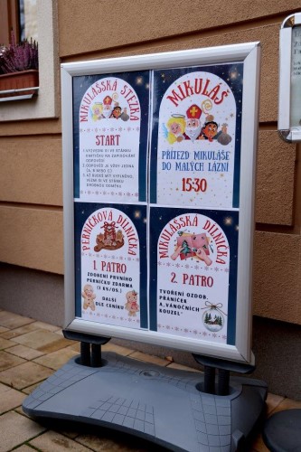 Mikuláše přivítaly v Malých lázních davy návštěvníků