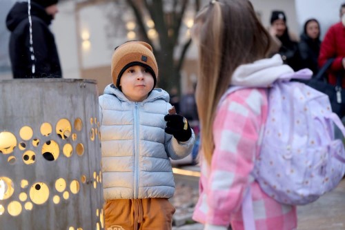 Mikuláše přivítaly v Malých lázních davy návštěvníků
