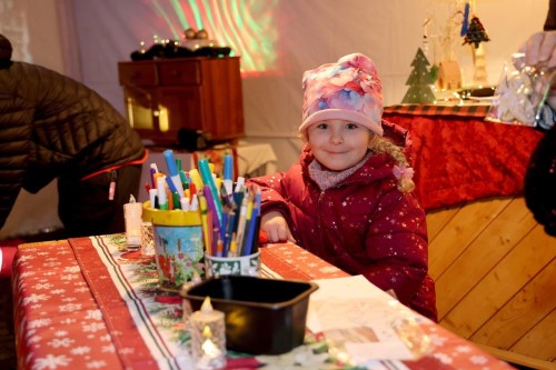 Druh adventn nedle v Nchod  svce nadje je zaplena