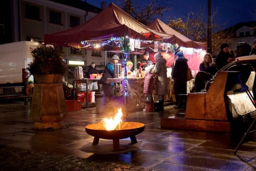 Druh adventn nedle v Nchod  svce nadje je zaplena