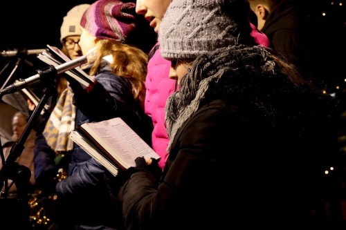 Druh adventn nedle v Nchod  svce nadje je zaplena