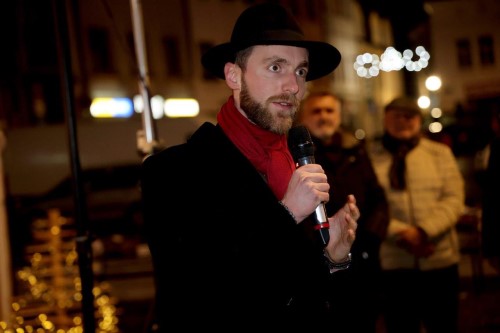 Druh adventn nedle v Nchod  svce nadje je zaplena