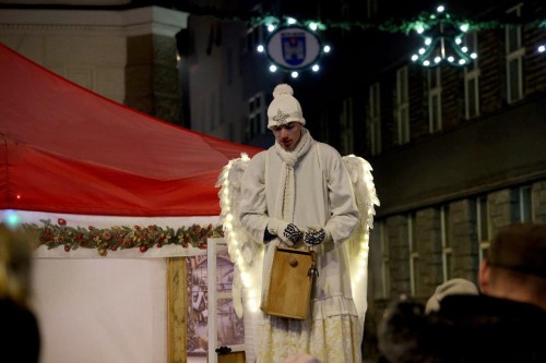 Druh adventn nedle v Nchod  svce nadje je zaplena