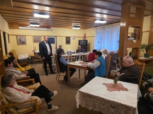 Z�stupci m�sta pop��li senior�m klidn� V�noce a v�e dobr� do roku 2026