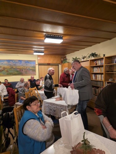 Z�stupci m�sta pop��li senior�m klidn� V�noce a v�e dobr� do roku 2026