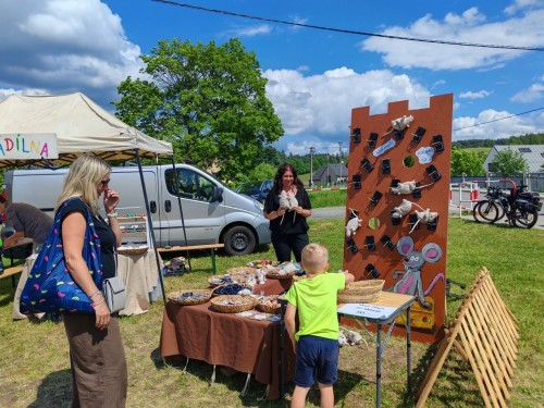 L�ze�sk� jarmark odstartoval Kulturn� l�to v Mal�ch l�zn�ch!