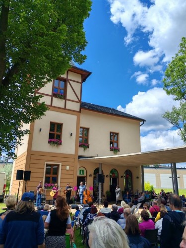 L�ze�sk� jarmark odstartoval Kulturn� l�to v Mal�ch l�zn�ch!