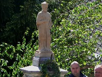 Babí má novou sochu sv. Jana Nepomuckého 