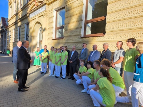 N�chod investuje do vzd�l�v�n� budouc�ch zdravotn�ch sester