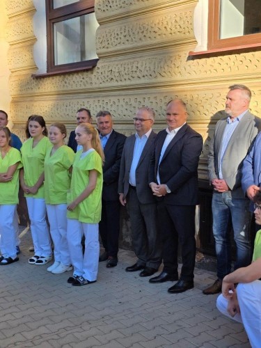 N�chod investuje do vzd�l�v�n� budouc�ch zdravotn�ch sester