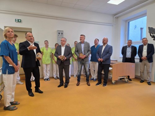 N�chod investuje do vzd�l�v�n� budouc�ch zdravotn�ch sester