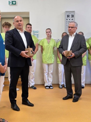 N�chod investuje do vzd�l�v�n� budouc�ch zdravotn�ch sester